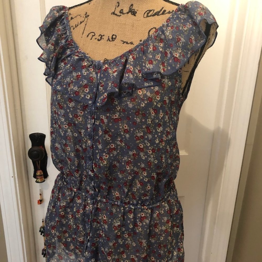 Flowy, Ruffled Flowered Top